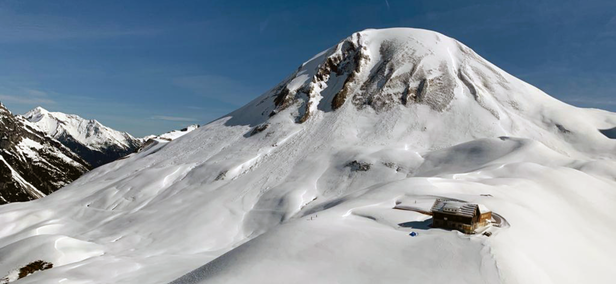 Anhalter Hütte von oben im Winter | © Sektion Oberer Neckar